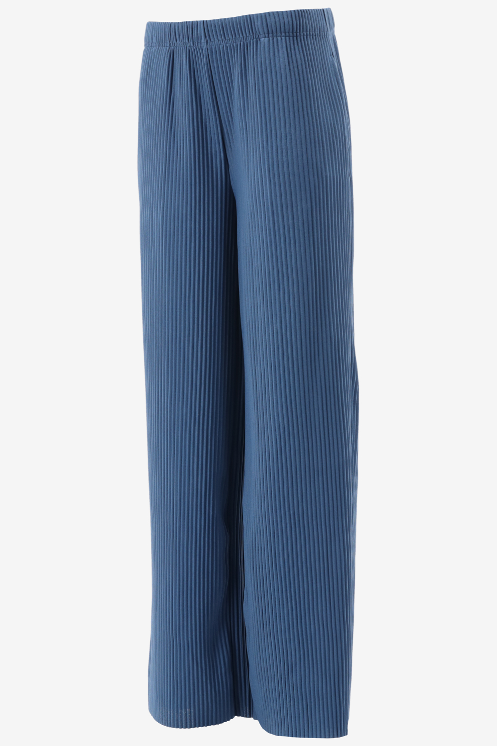 B.Young Loose Fit TRISSA