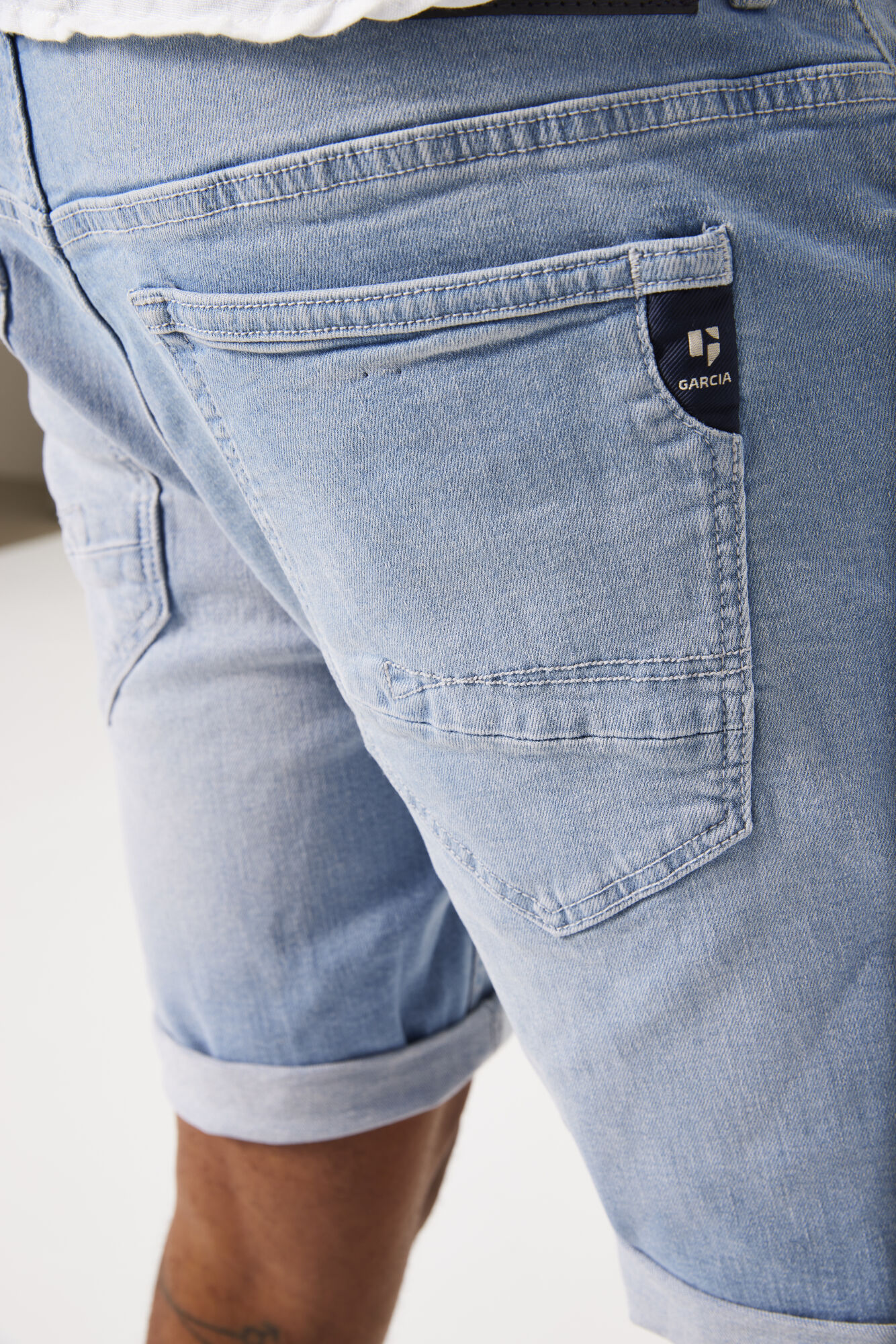 Garcia Short RUSSO