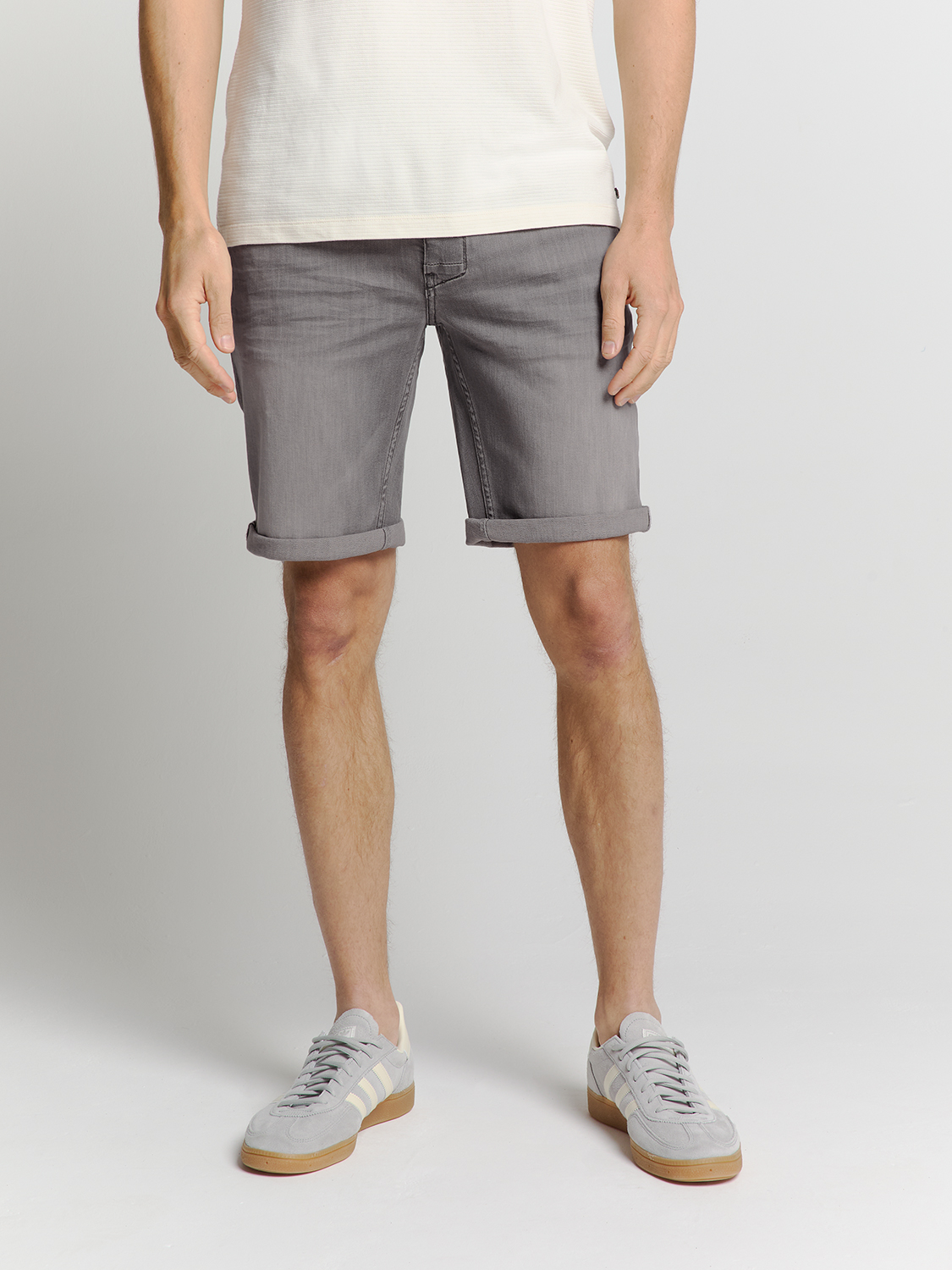 No Excess Short 
