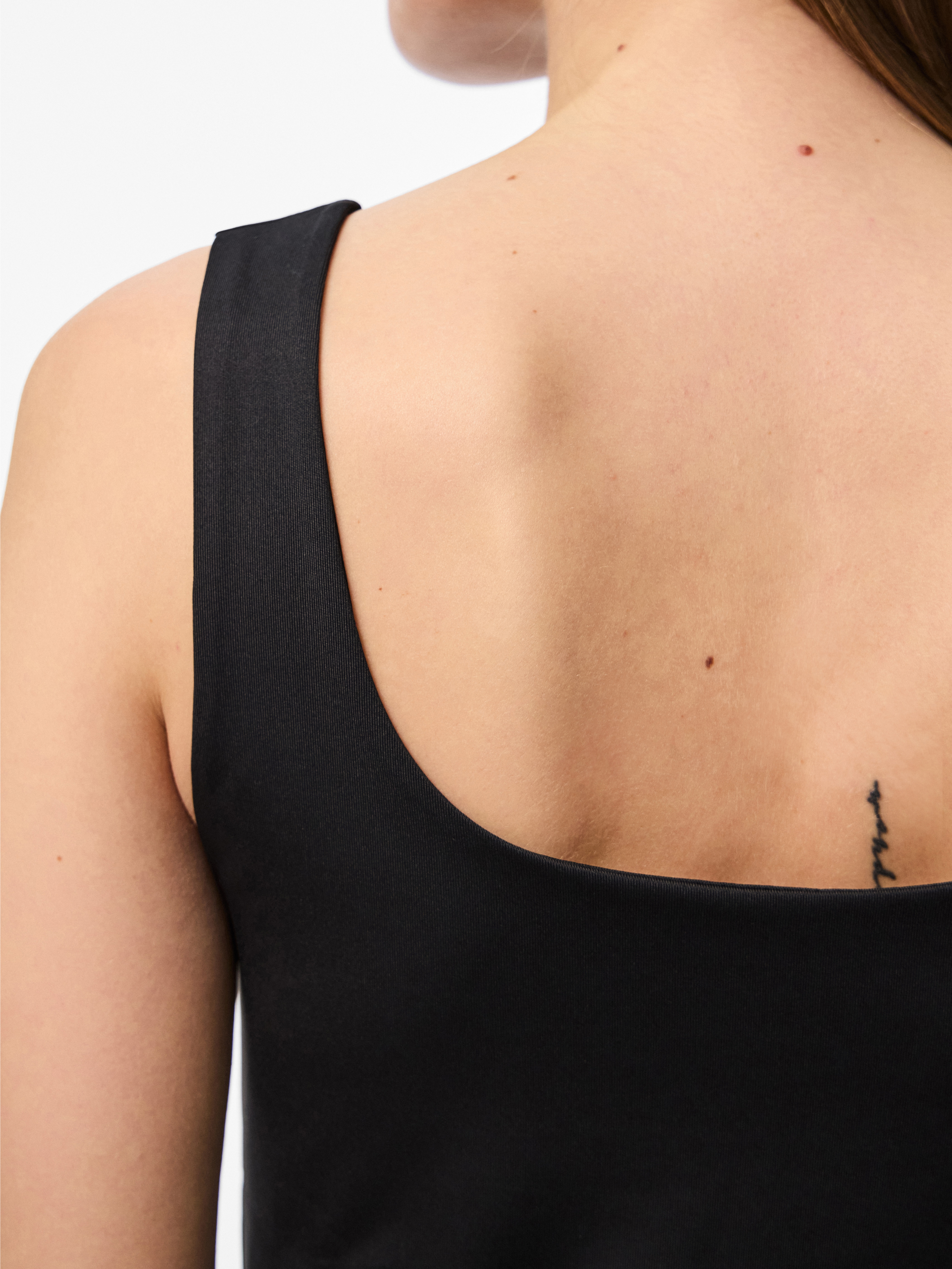 Pieces Top NEJA 