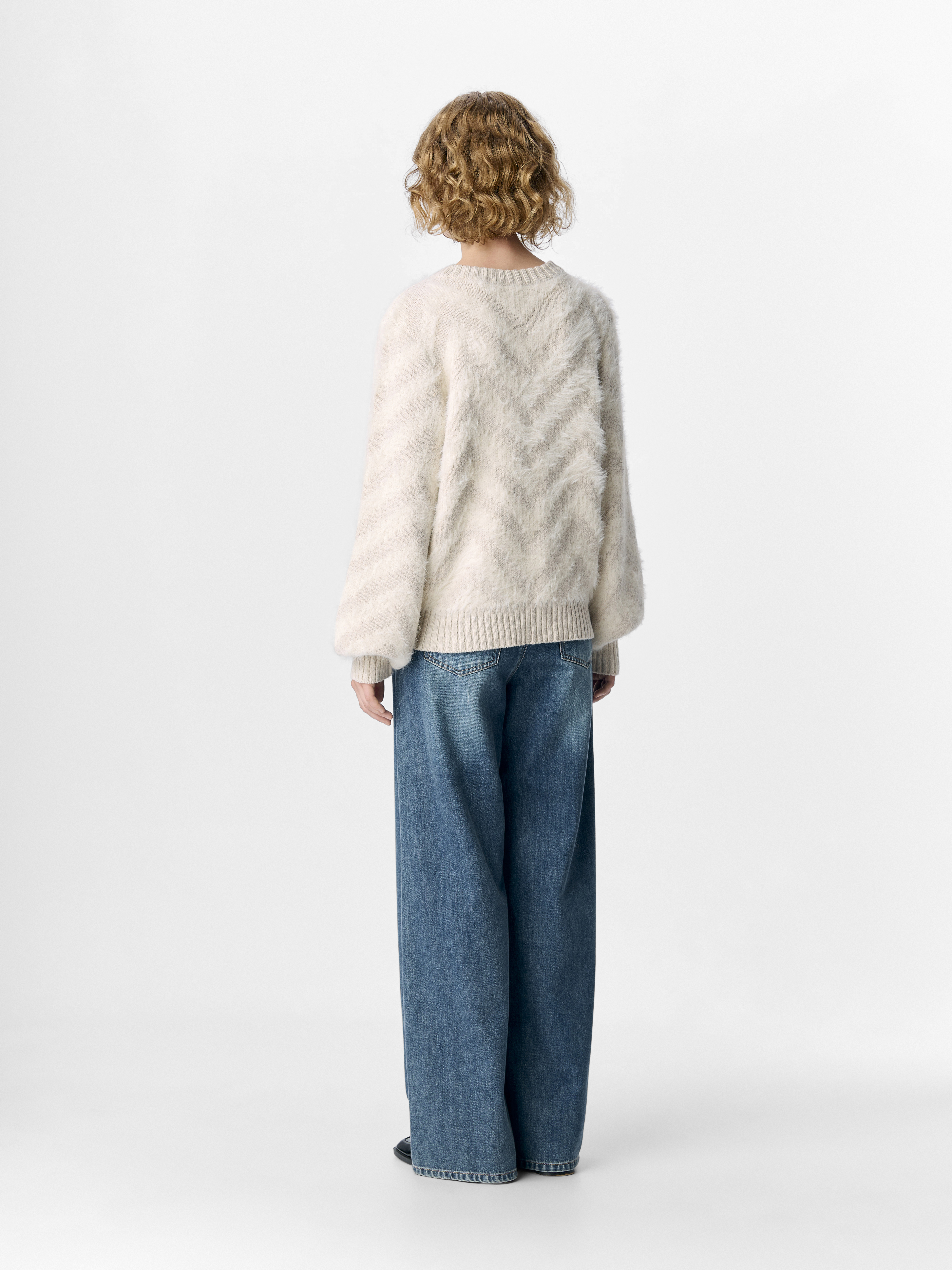 Object Trui HOLLOW 