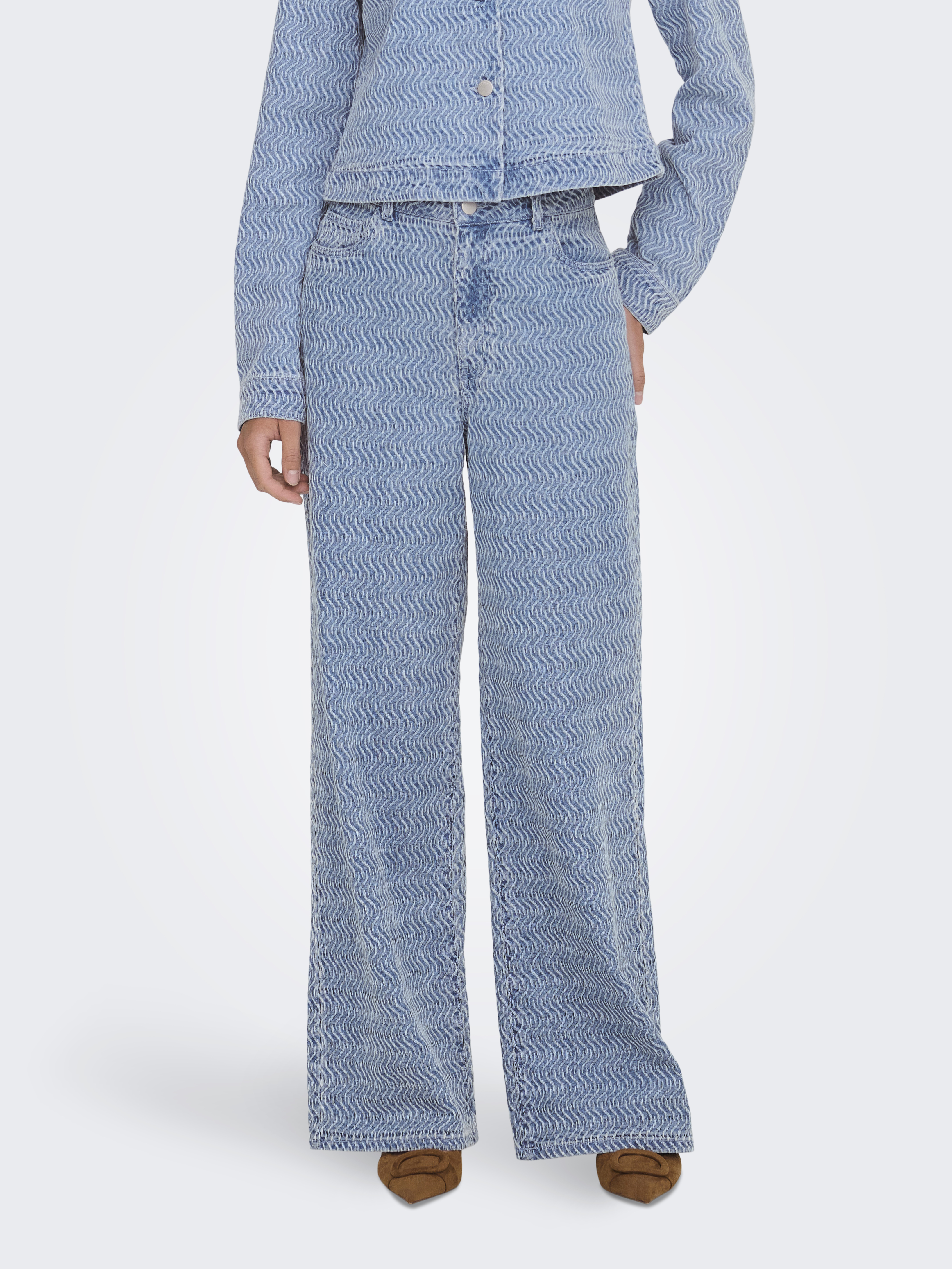 Jacqueline De Yong  NICO